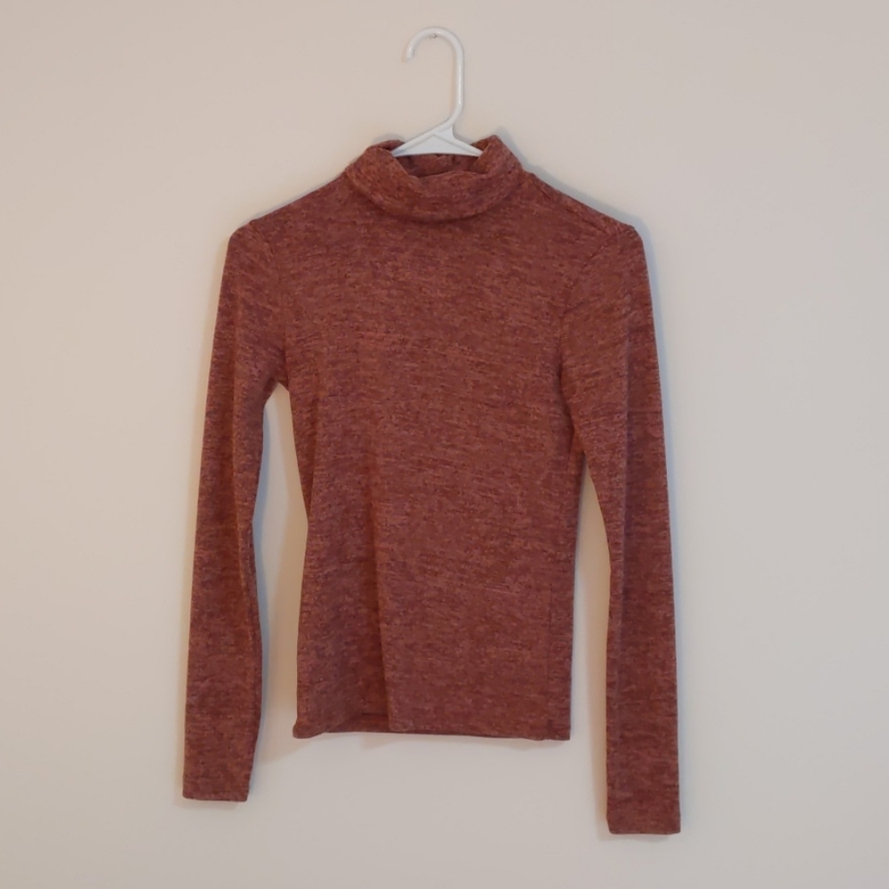 Turtleneck long sleeve